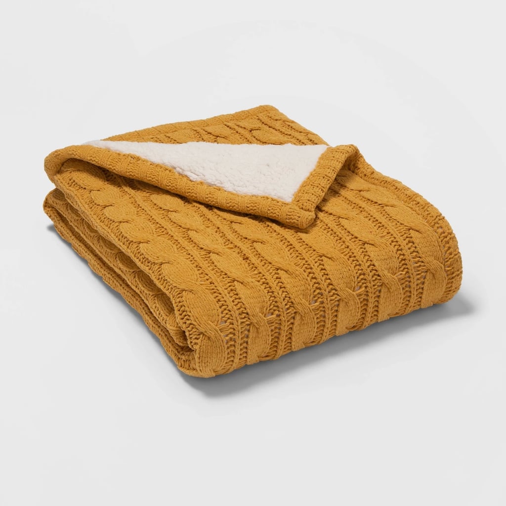 Chunky Cable-Knit Throw in Gold