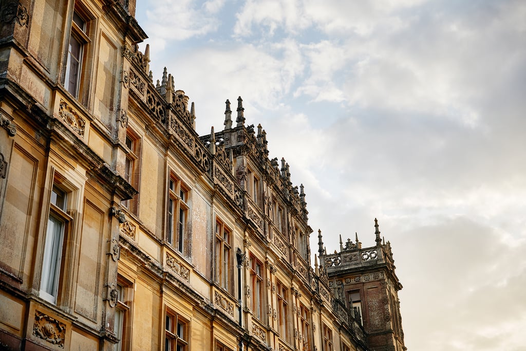 can you tour the downton abbey house