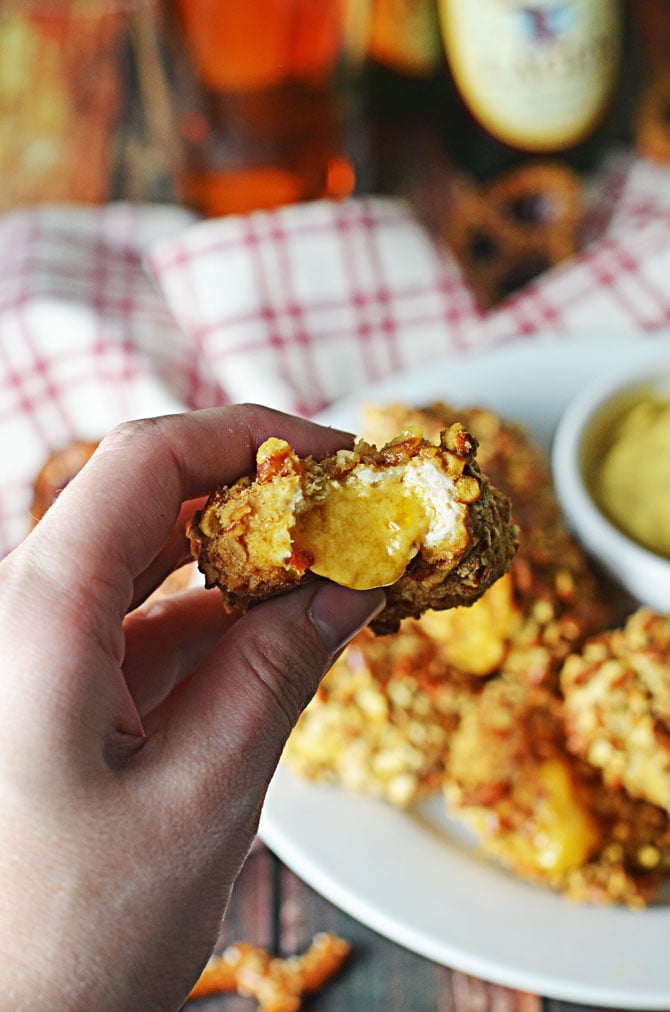 pretzel-crusted-chicken-nuggets-stuffed-with-beer-cheese-sauce