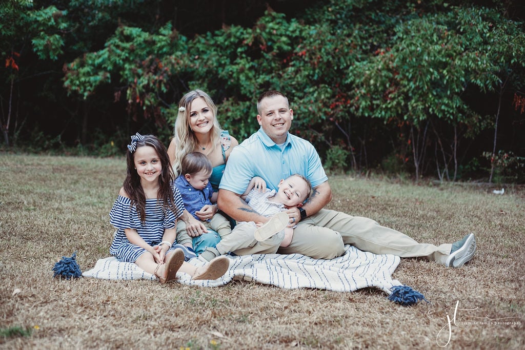 Photos of Family Shoot That Went Wrong