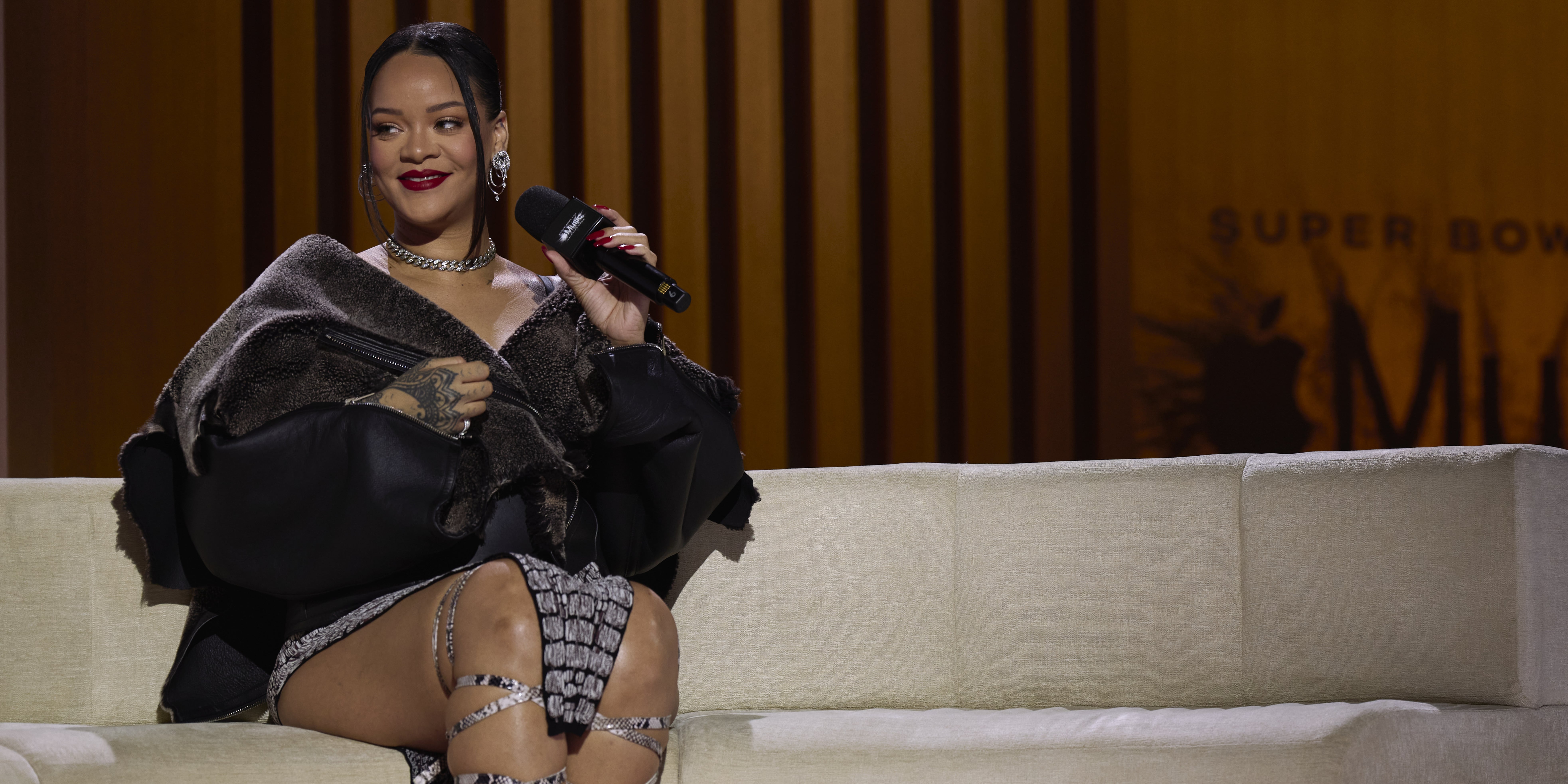 4 prop bets that hit during Rihanna's Super Bowl halftime show