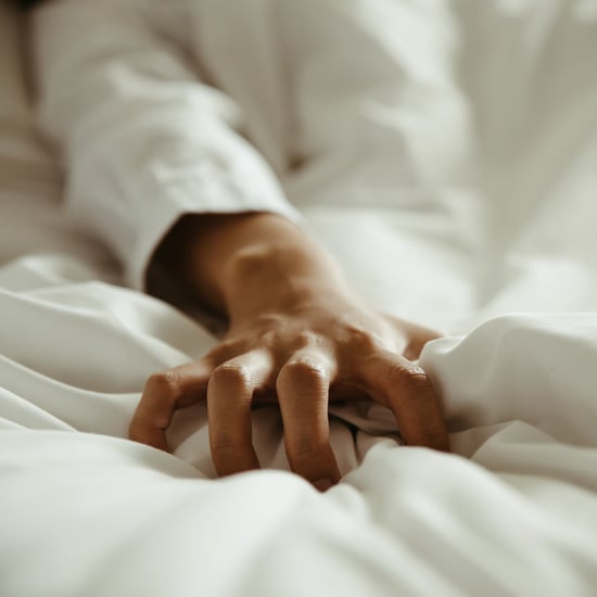How to Have a Hands-Free Orgasm, According to Experts