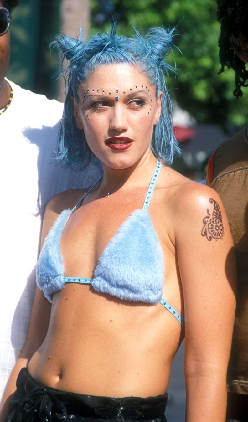 Gwen Stefani's Blue Hair and Face Jewels at the 1998 MTV Video Music Awards