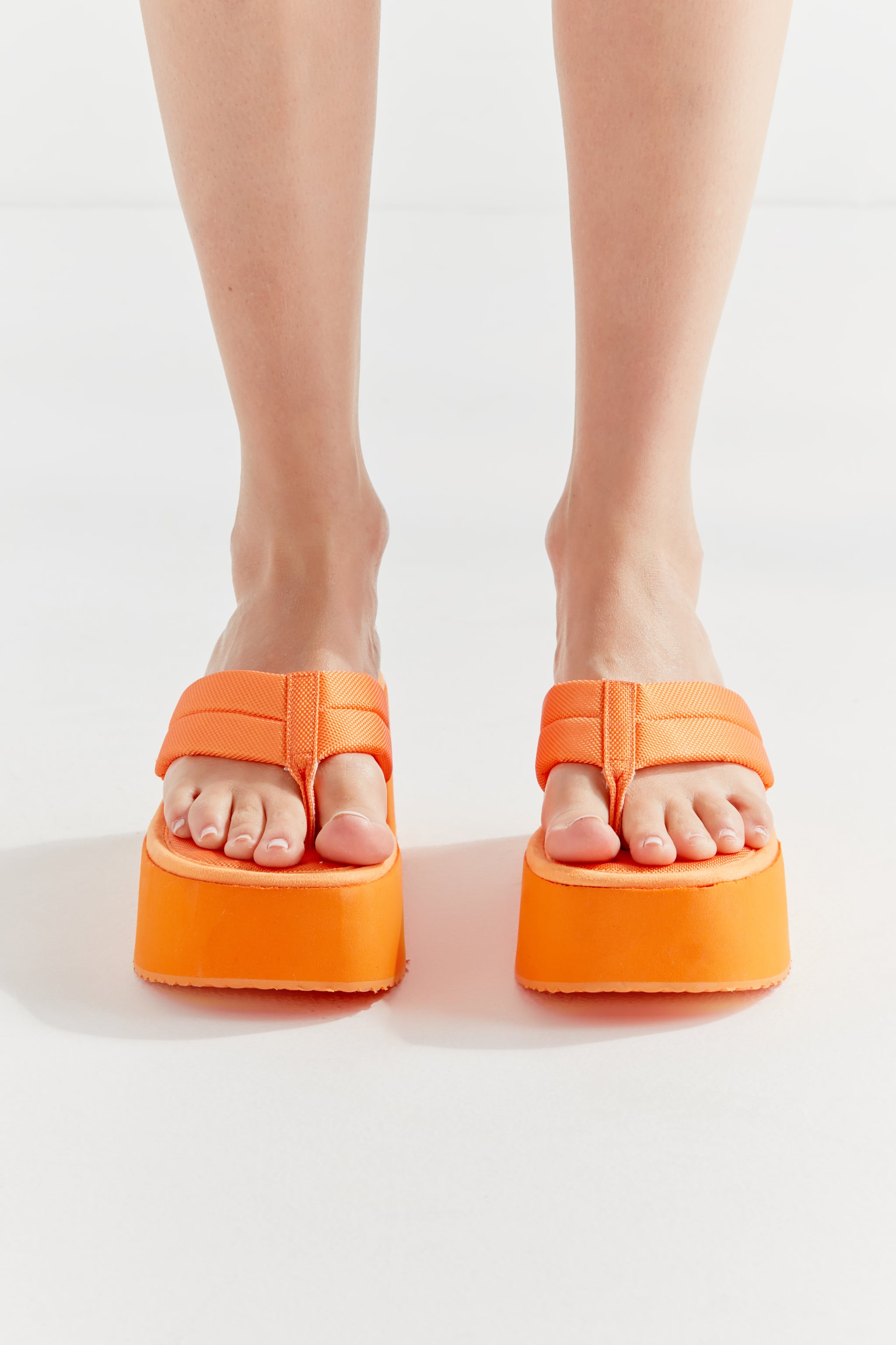 Steve madden thong sandals hot sale