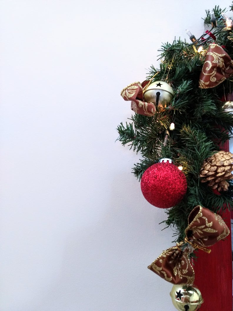 iPhone圣诞壁纸:树装饰