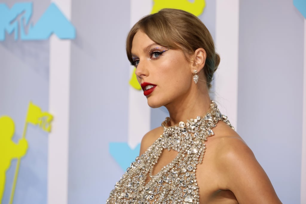 Taylor Swift's Floating Crystal Eyeliner at 2022 MTV VMAs