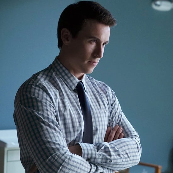 Who Is Doctor Elliott Rollins on Pretty Little Liars?