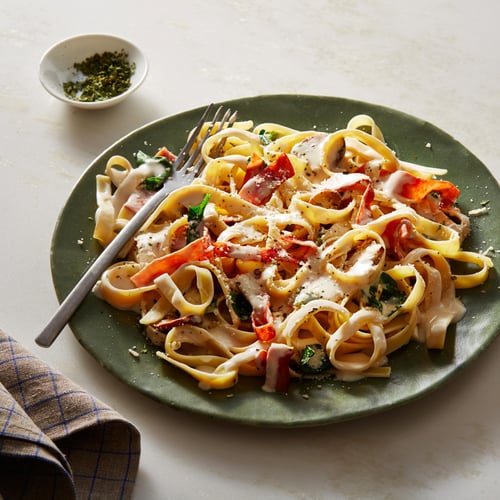 Easy Spinach, Ham, and Mushroom Fettuccine Easy Spinach, Ham, and Mushroom Fettuccine