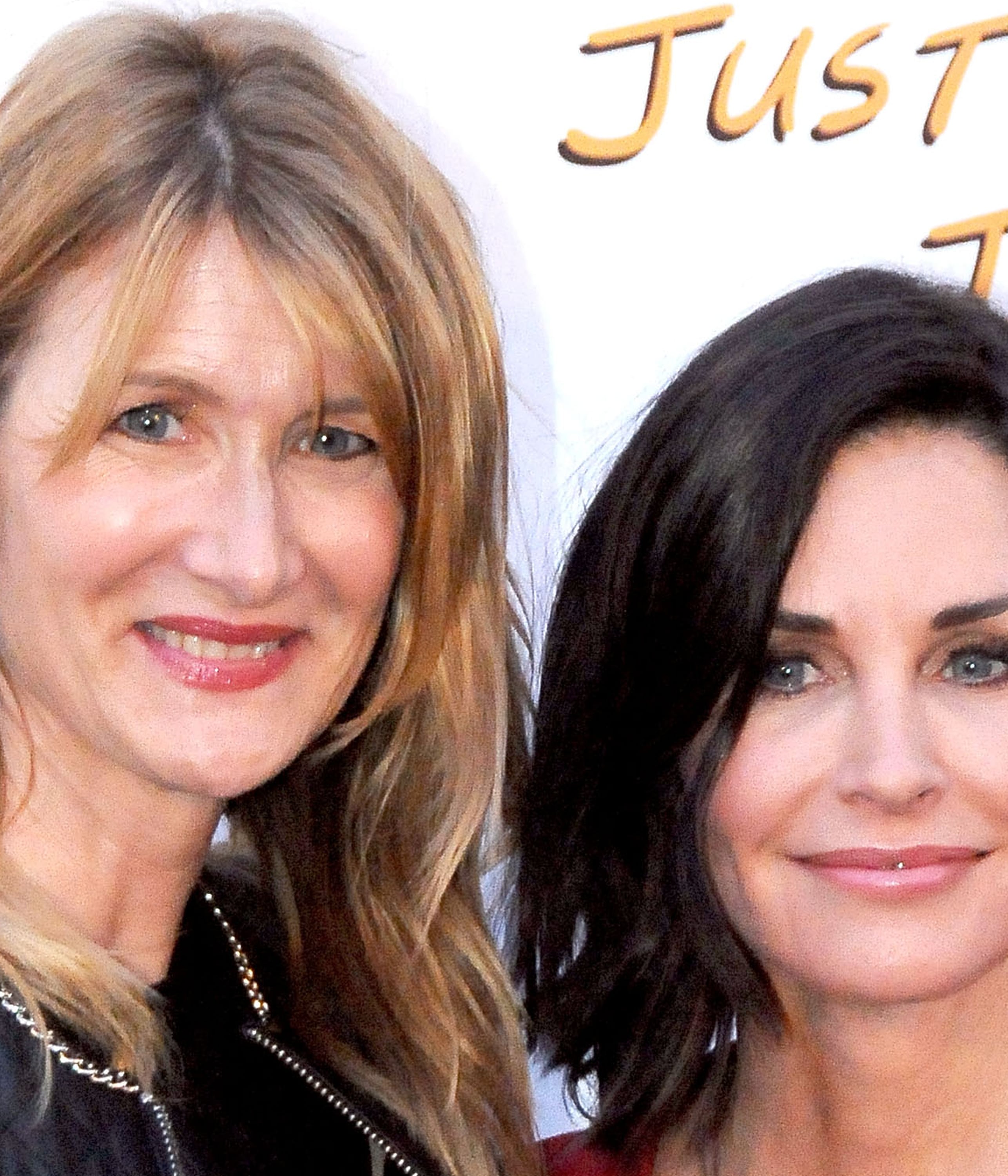 laura-dern-courteney-cox-and-their-kids-matching-tattoos-popsugar