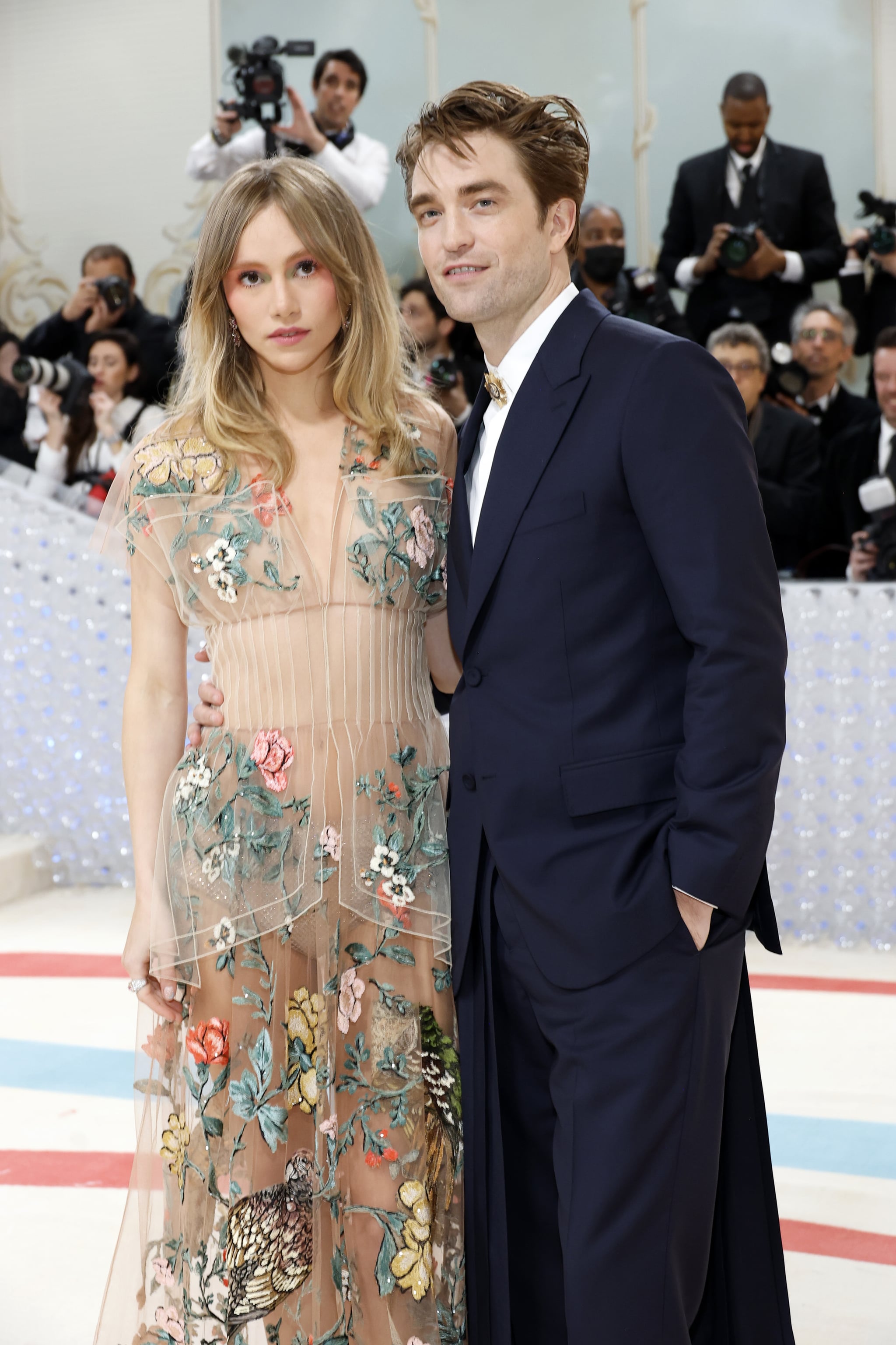 Robert Pattinson and Suki Waterhouse at the Met Gala 2023 | POPSUGAR  Celebrity