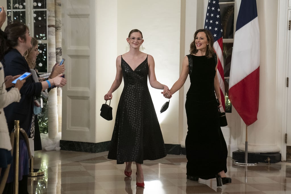 詹妮弗·加纳和女儿白宫晚宴的礼服