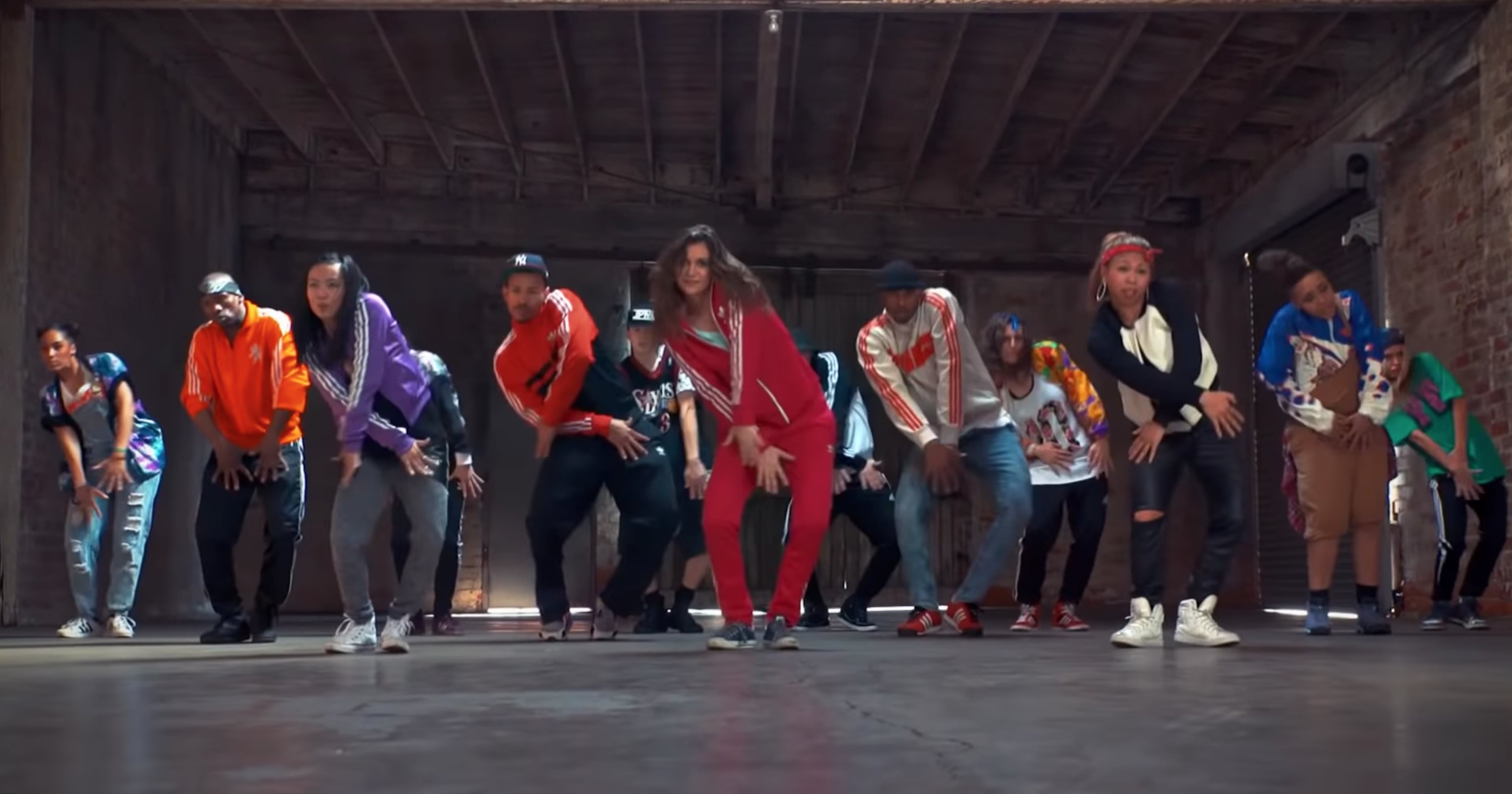 Alyson Stoner's Missy Elliott Tribute Dance Video POPSUGAR Celebrity(02)