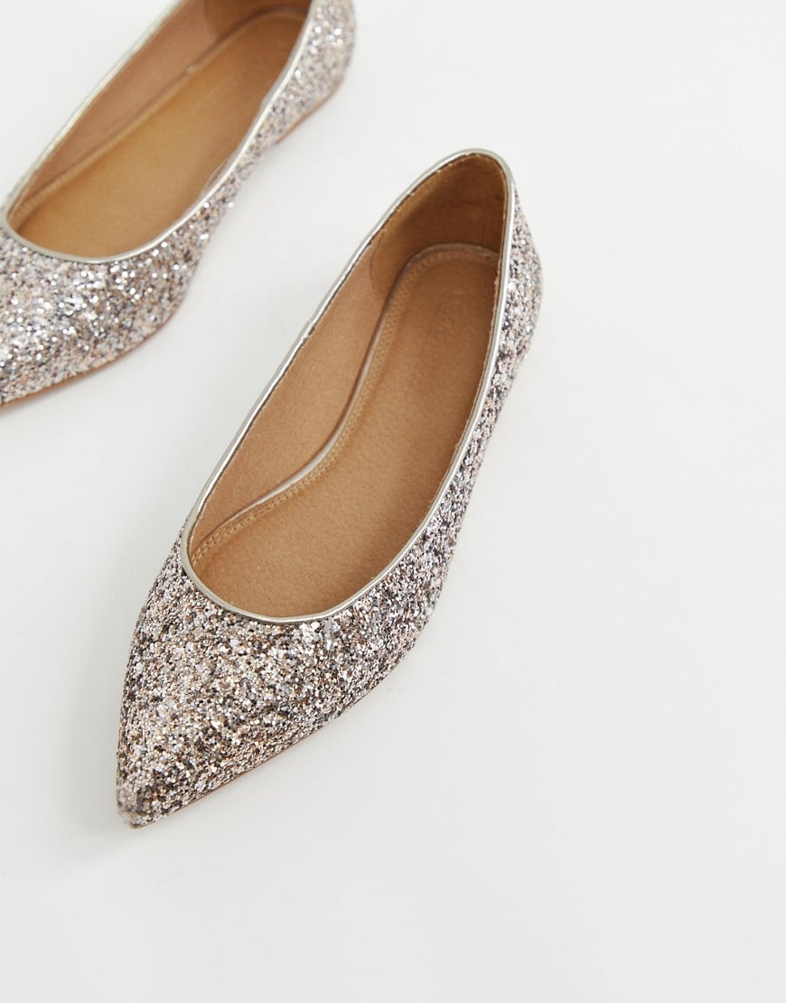 latch pointed ballet flats