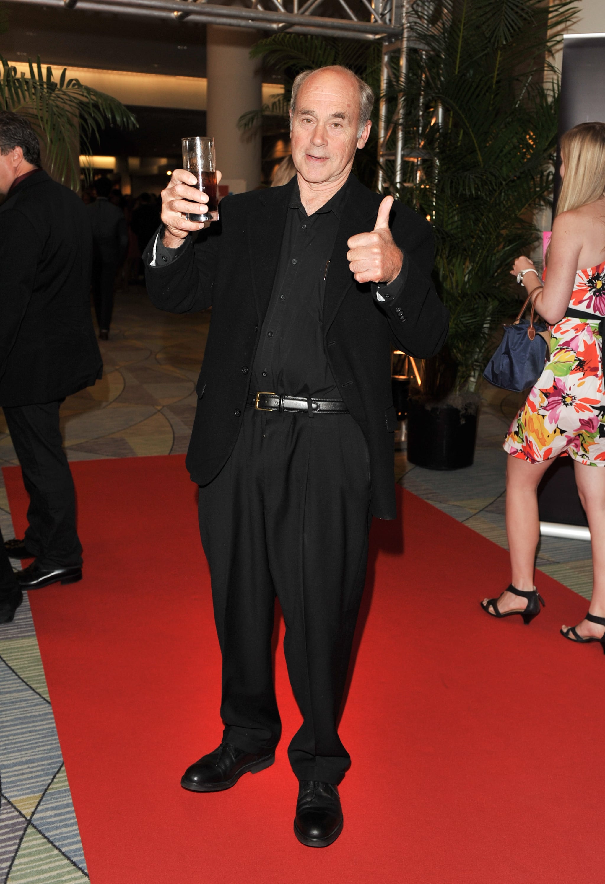 John Dunsworth In Memoriam 82 Stars We Ve Lost This Year Popsugar Celebrity Photo 63