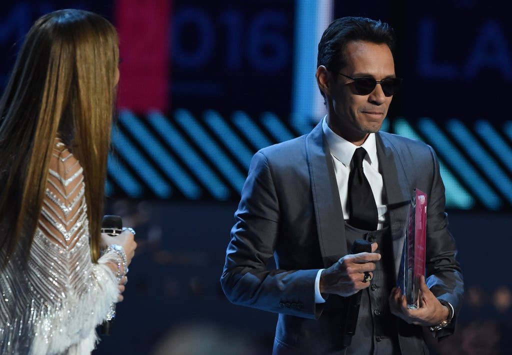 Jennifer Lopez Kissing Marc Anthony at Latin Grammys 2016