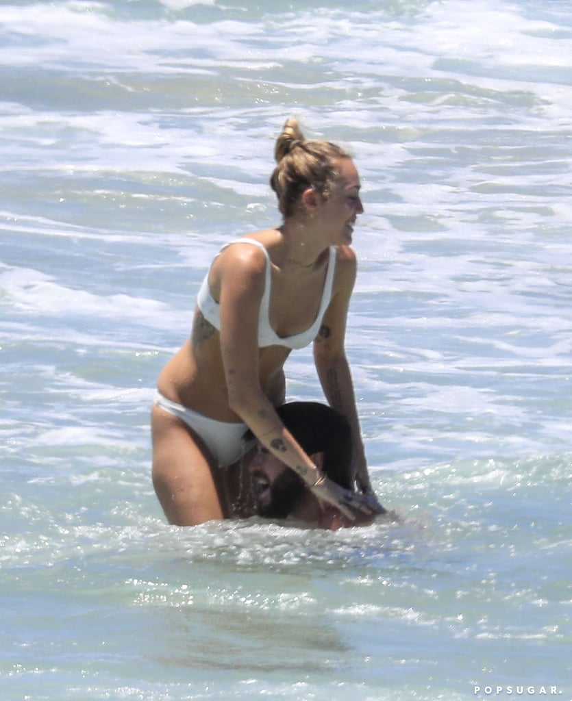 Miley Cyrus and Liam Hemsworth Swim in Australia Jan. 2018