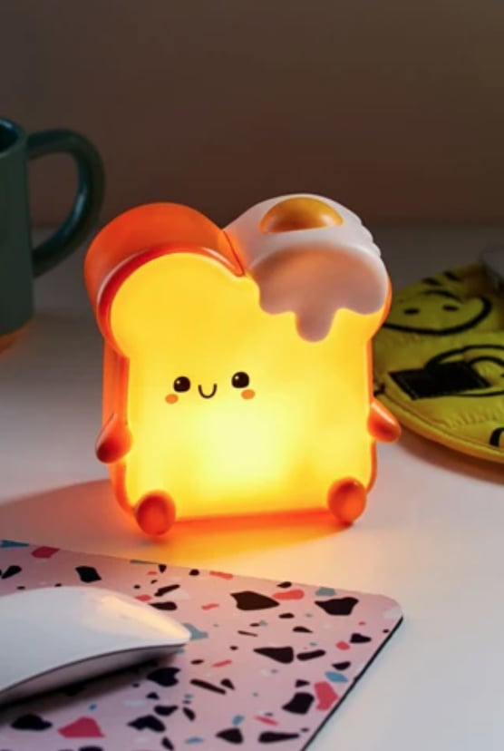 Smoko Momo Toast Ambient Light