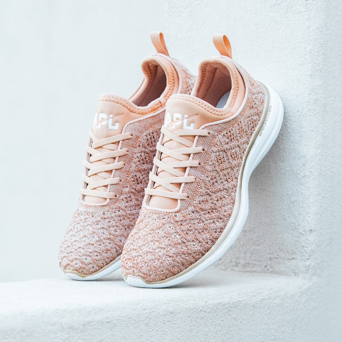 women's techloom phantom rose gold