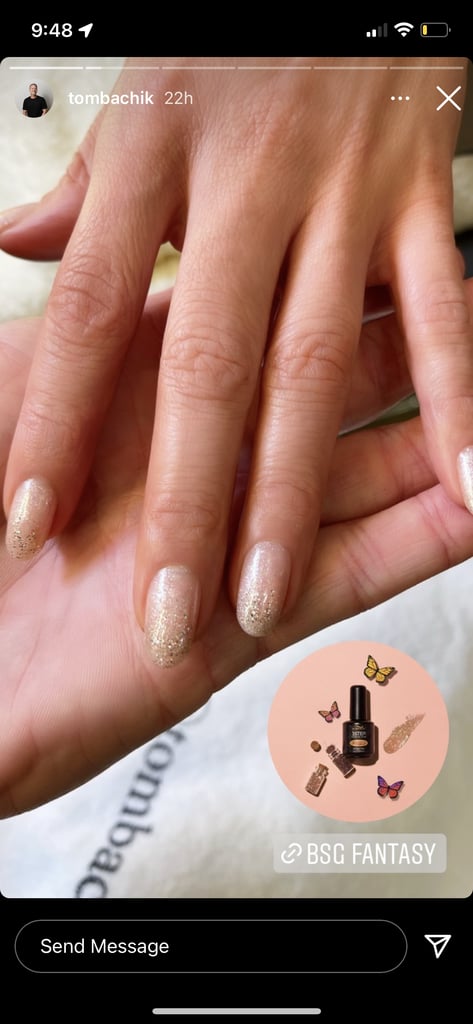 Jennifer Lopez's Glitter Ombré Nails For a Festive Manicure