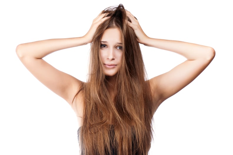 You're Not Fooling Anyone With That Dry Shampoo