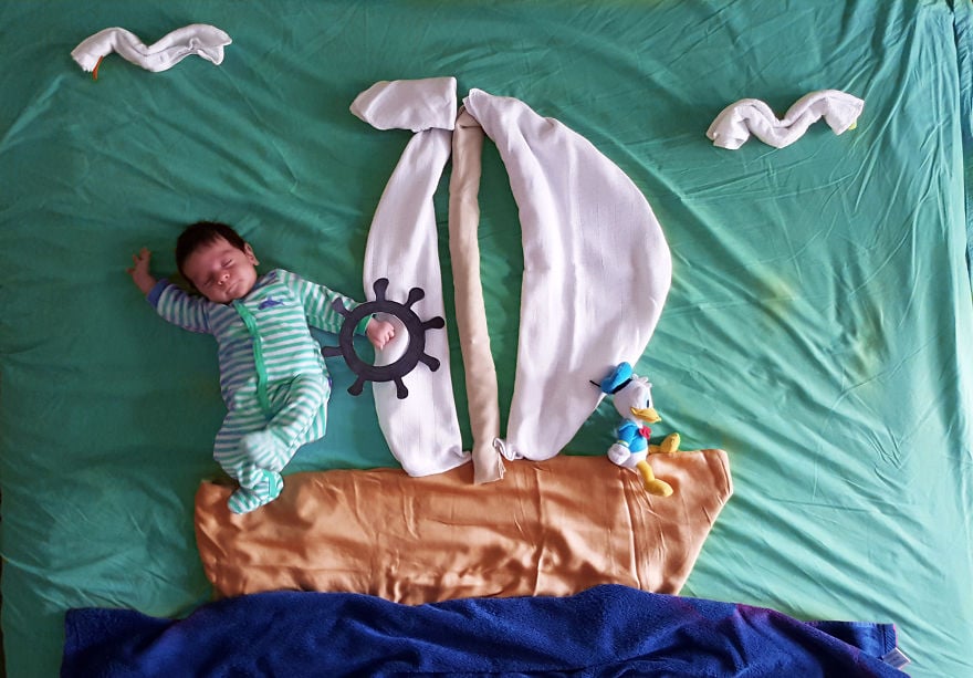 Creative Newborn Photos Using Blankets
