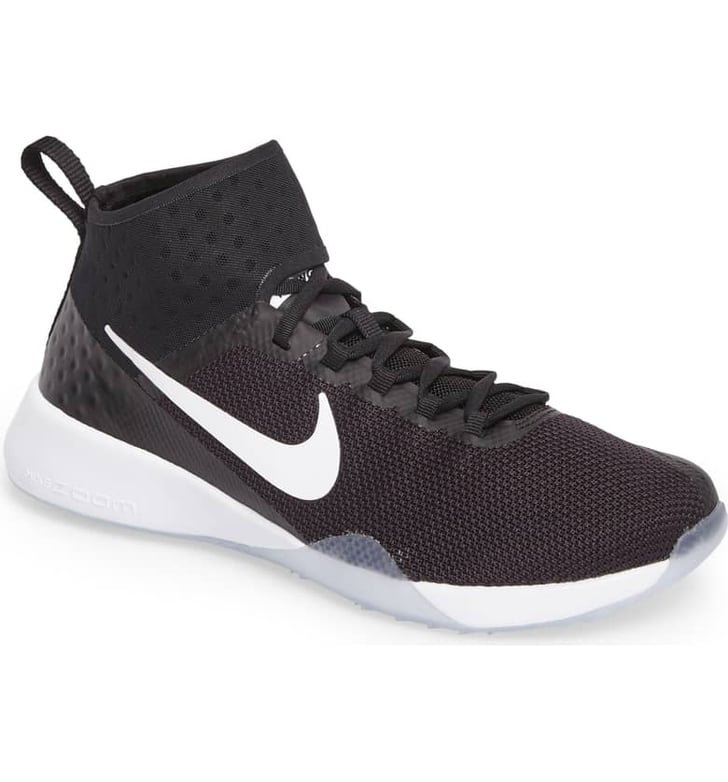 nike zoom strong 2