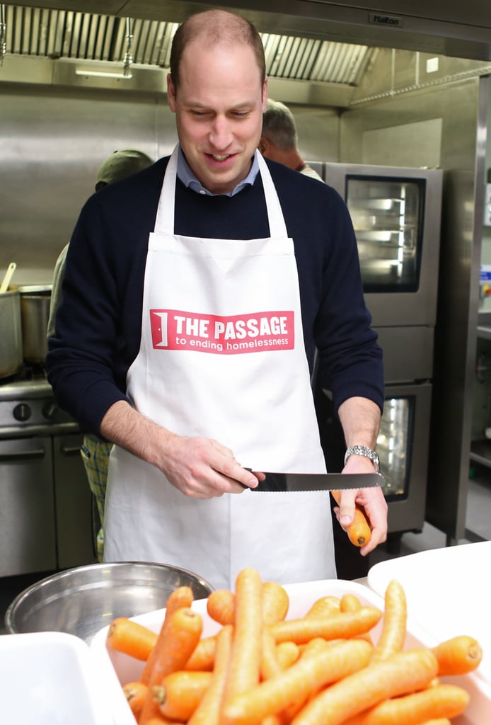 الأمير وليام يمازح حول إطلاق كتاب طبخ خلال زيارة جمعية The P