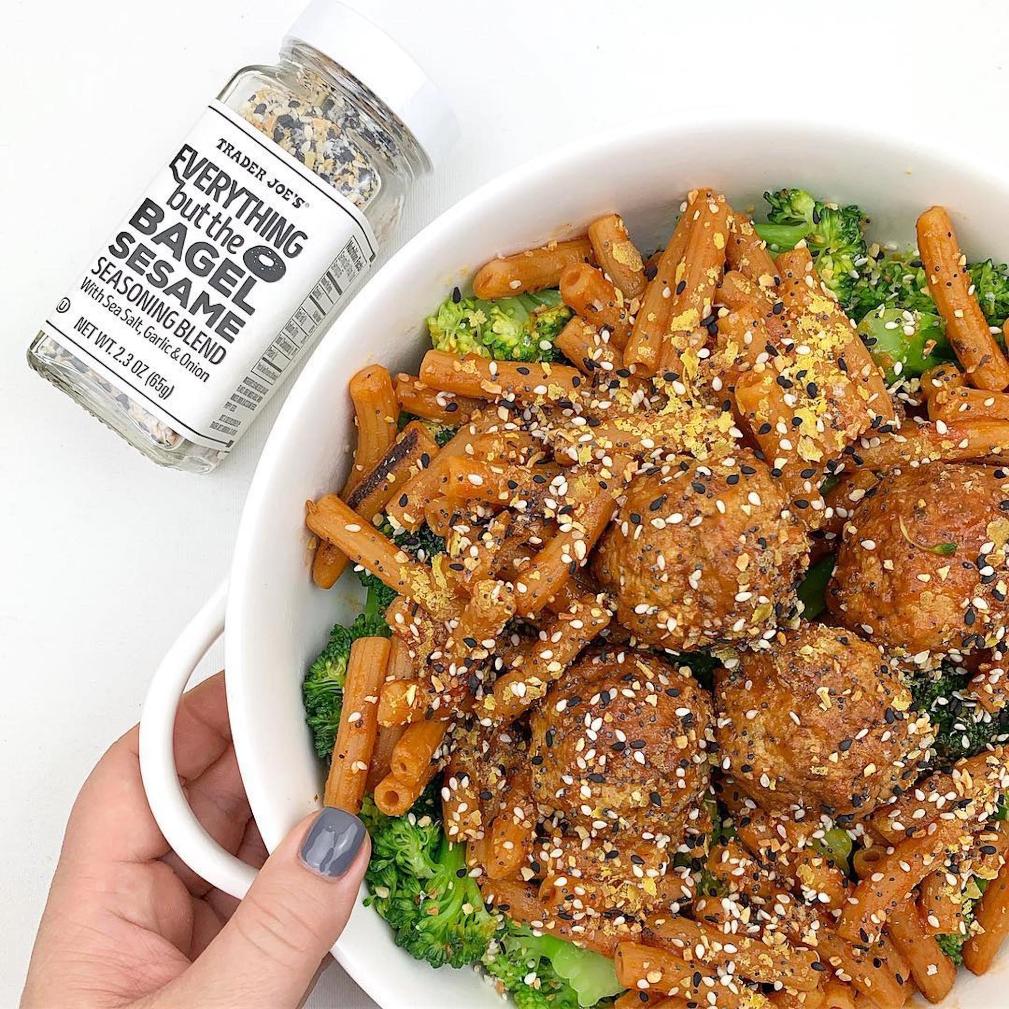 Everything bagel top seasoning uses