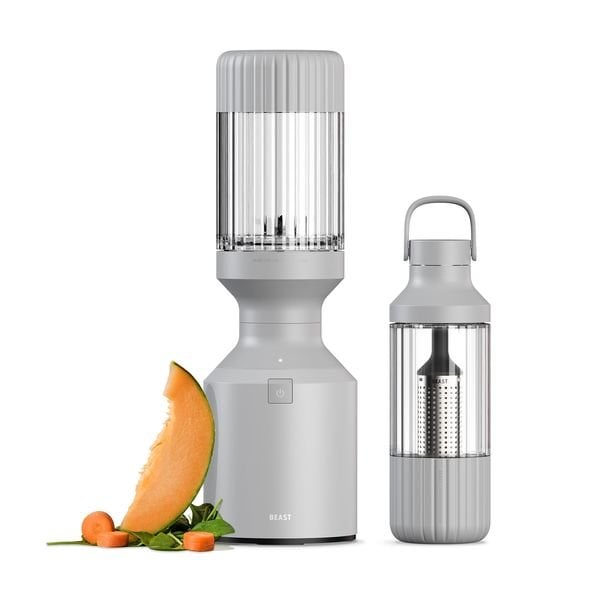 A Best in Class Blender: Beast Health Beast Blender + Hydration System