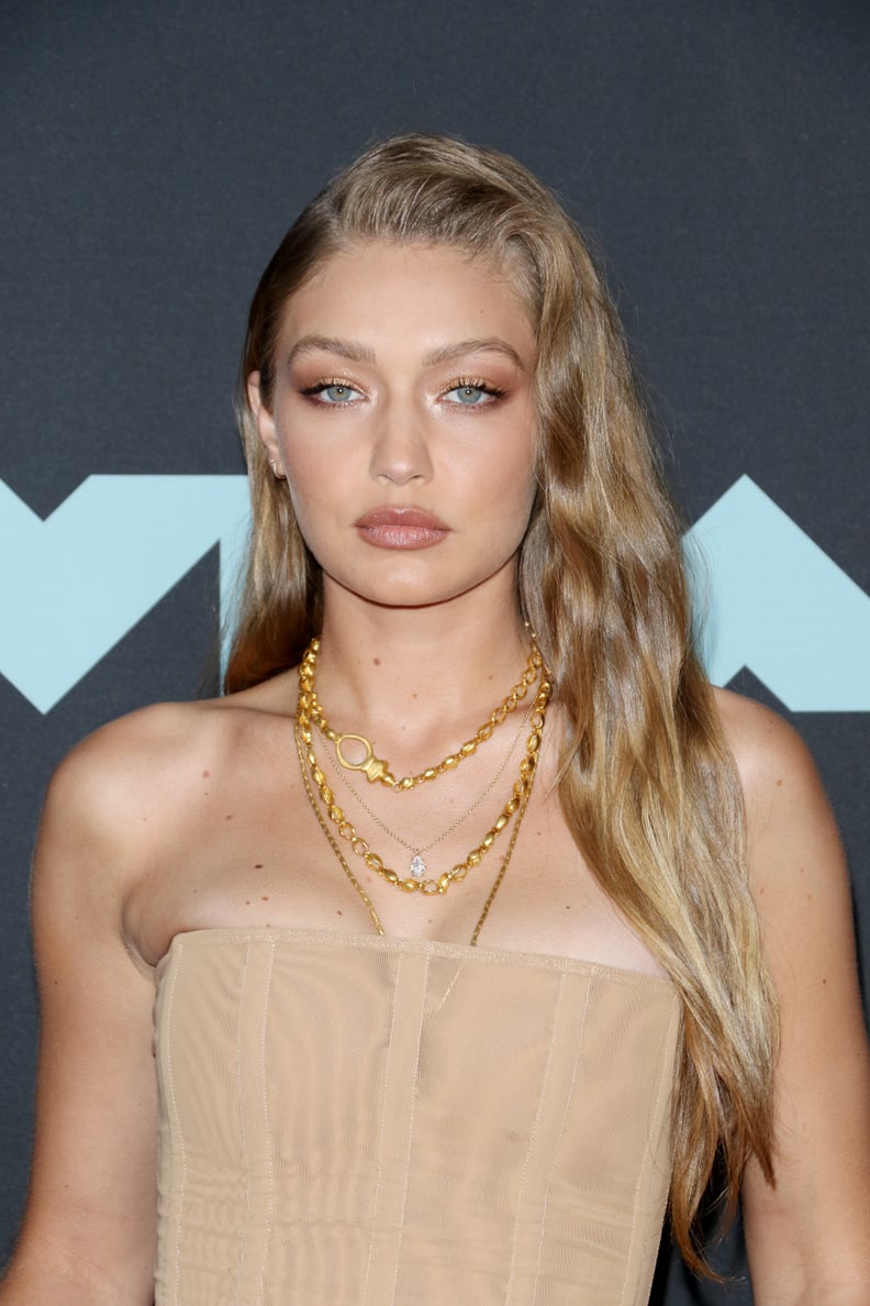 Gigi Hadid's Gold Makeup Look