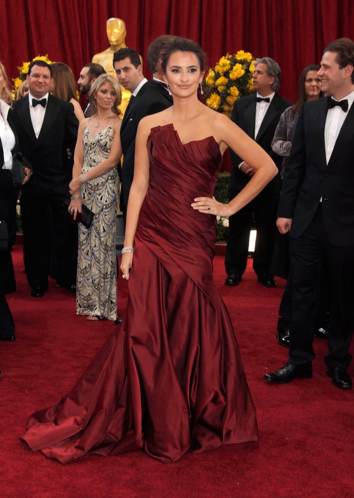 Penélope Cruz at 2010 Academy Awards