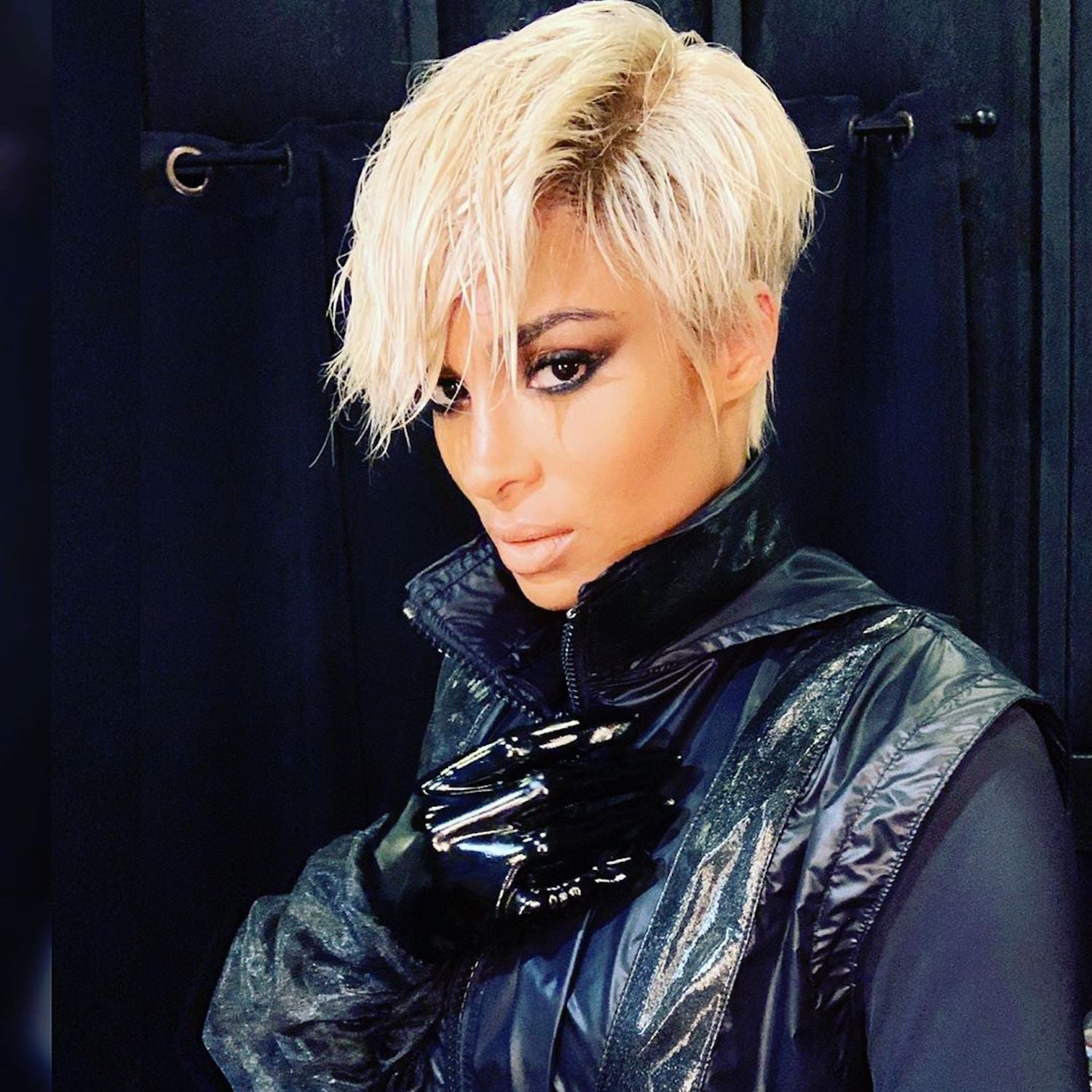 Ciara S Short Blond Hair In Set Music Video Popsugar Beauty