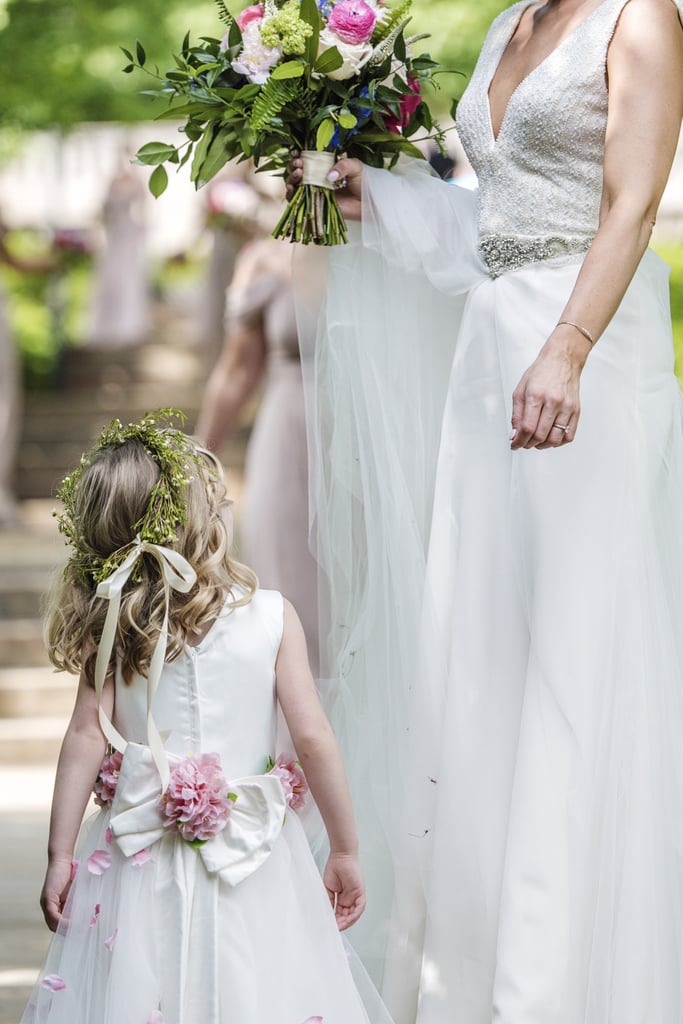 Cute Flower Girl Pictures