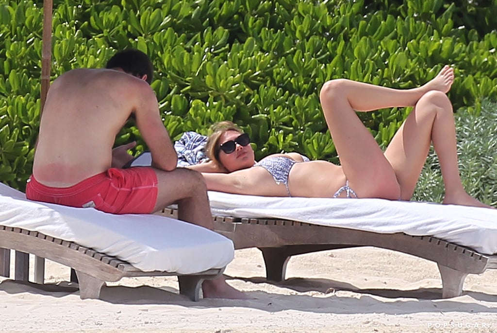 Kate Upton's figure heated up her and Detroit Tigers pitcher Justin Verlander's couple's vacation in Cancun, Mexico.