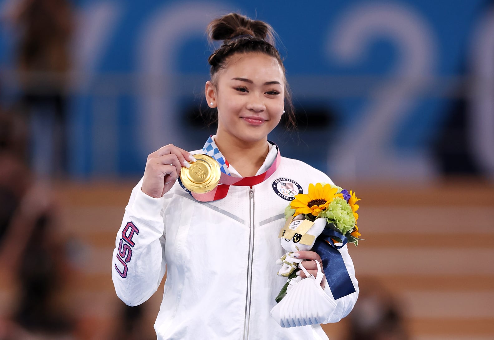 Who Is Sunisa Lee? 7 Fun Facts About the Olympic Champ | PS Fitness - Sunisa "Suni" Lee's Height: How Tall Is The Olympic Gymnast?