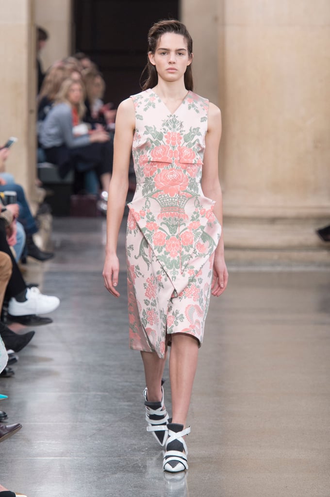 Christopher Kane Fall 2017 Runway