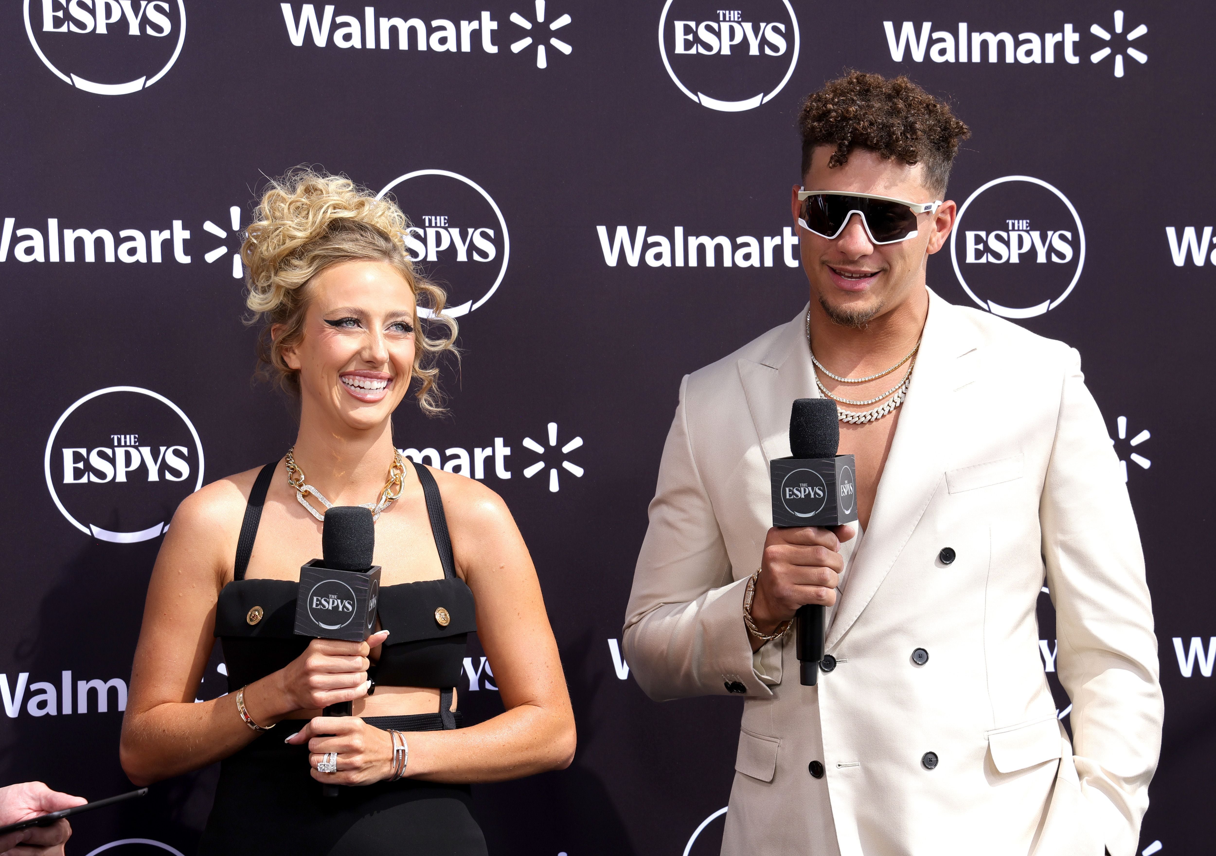 Patrick Mahomes and wife Brittany are a stylish pair at the Quarterback  premiere in Los Angeles
