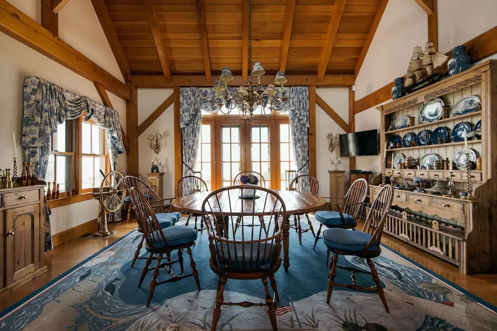 Pictures of Kourtney Kardashian's Nantucket Vacation Home