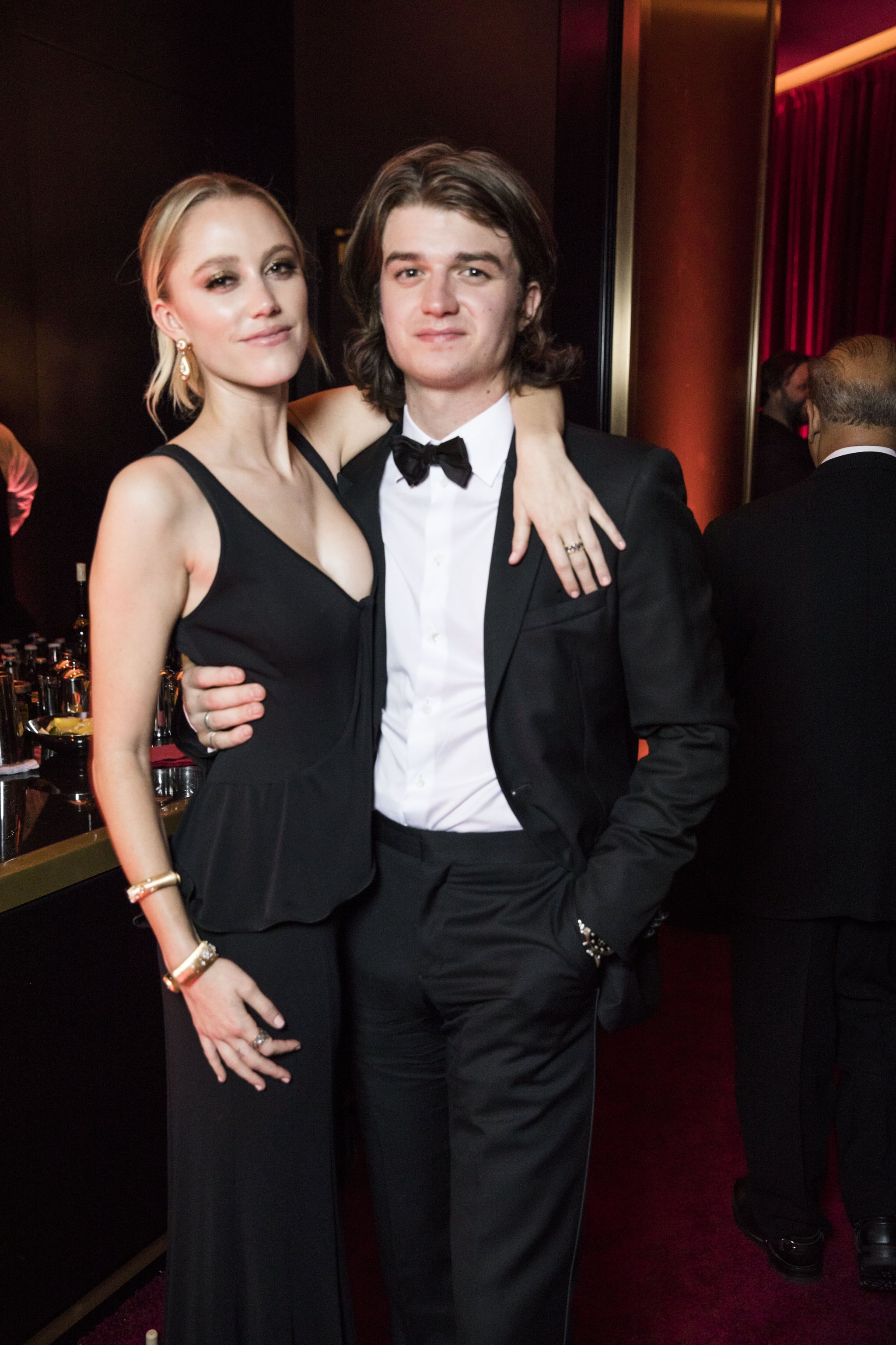 Celebrity Entertainment 25 Pics That Prove Joe Keery And Maika Monroe S Love Goes As Deep As Their Hair Conditioning Popsugar Celebrity Photo 17