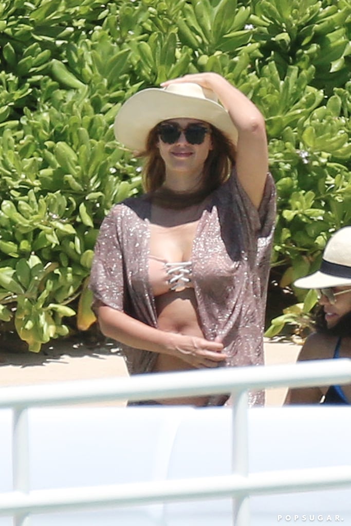 Jessica Alba in Hawaii Pictures July 2017