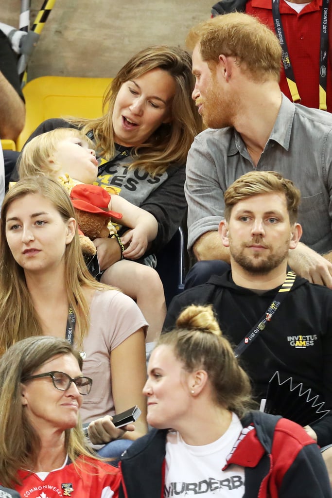 Prince Harry With Little Girl at Invictus Games 2017