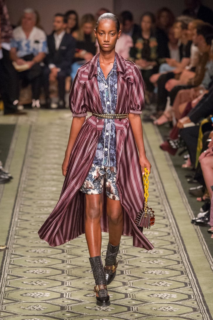 Burberry Show at London Fashion Week September 2016 | Burberry Runway ...