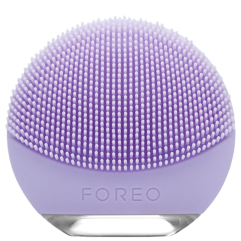 Foreo Luna Go Compact Facial Brush