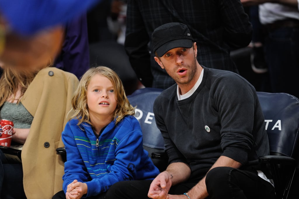 Chris Martin and Son at Lakers Game January 2016 | POPSUGAR Celebrity ...