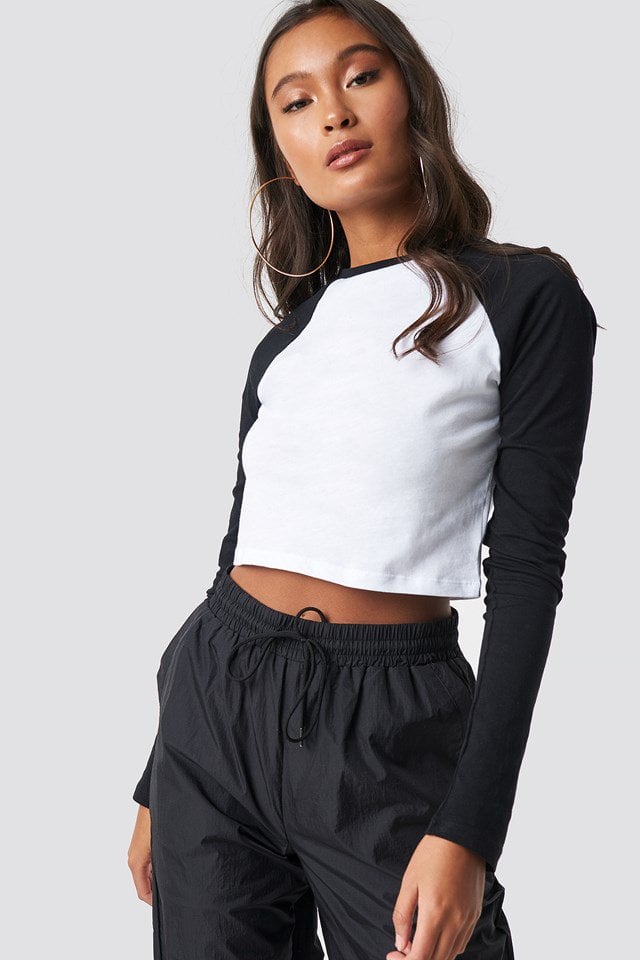 Na-Kd Long-Sleeved Cropped Tee