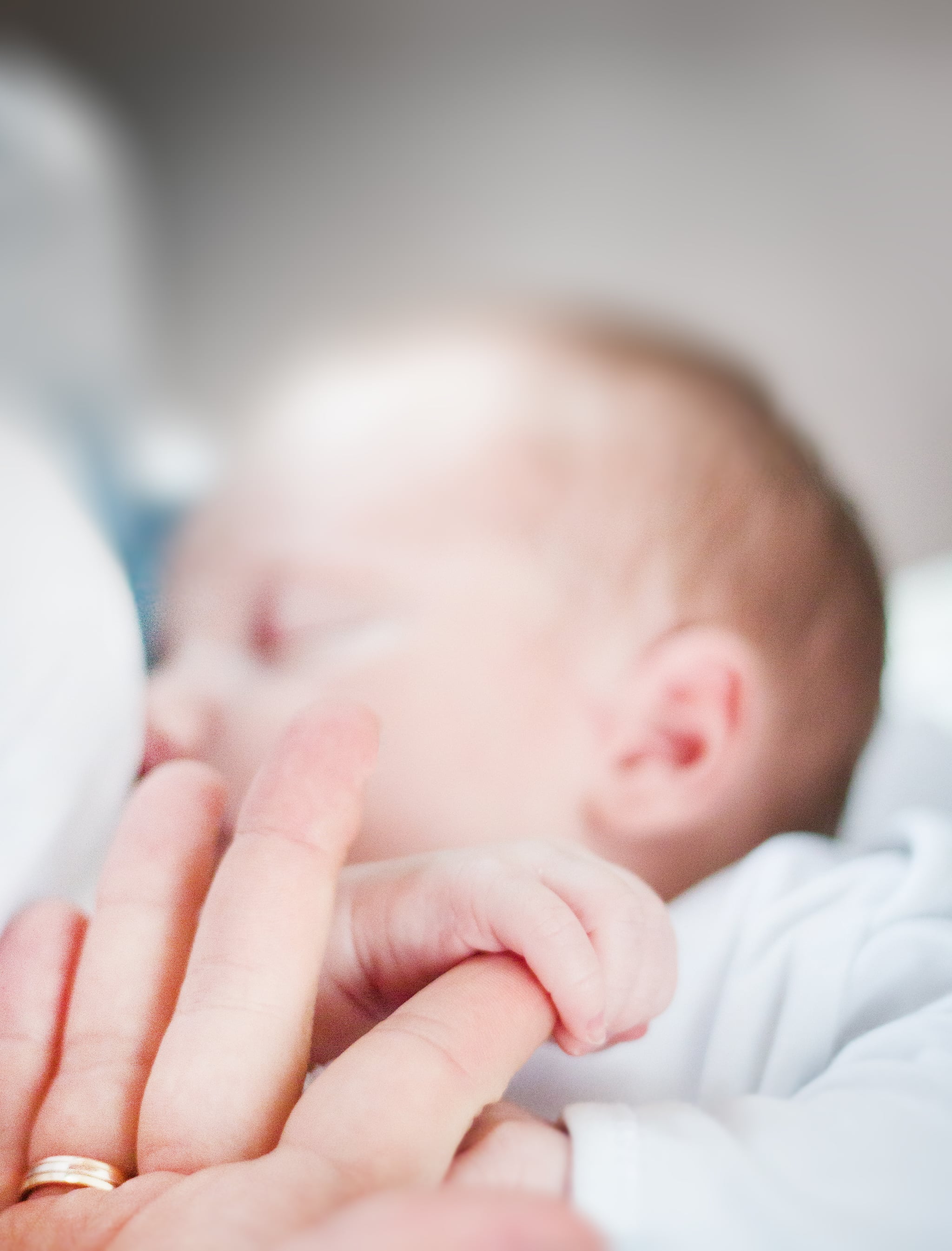 Baby Falling Asleep at the Breast? These 5 Tips Can Help!