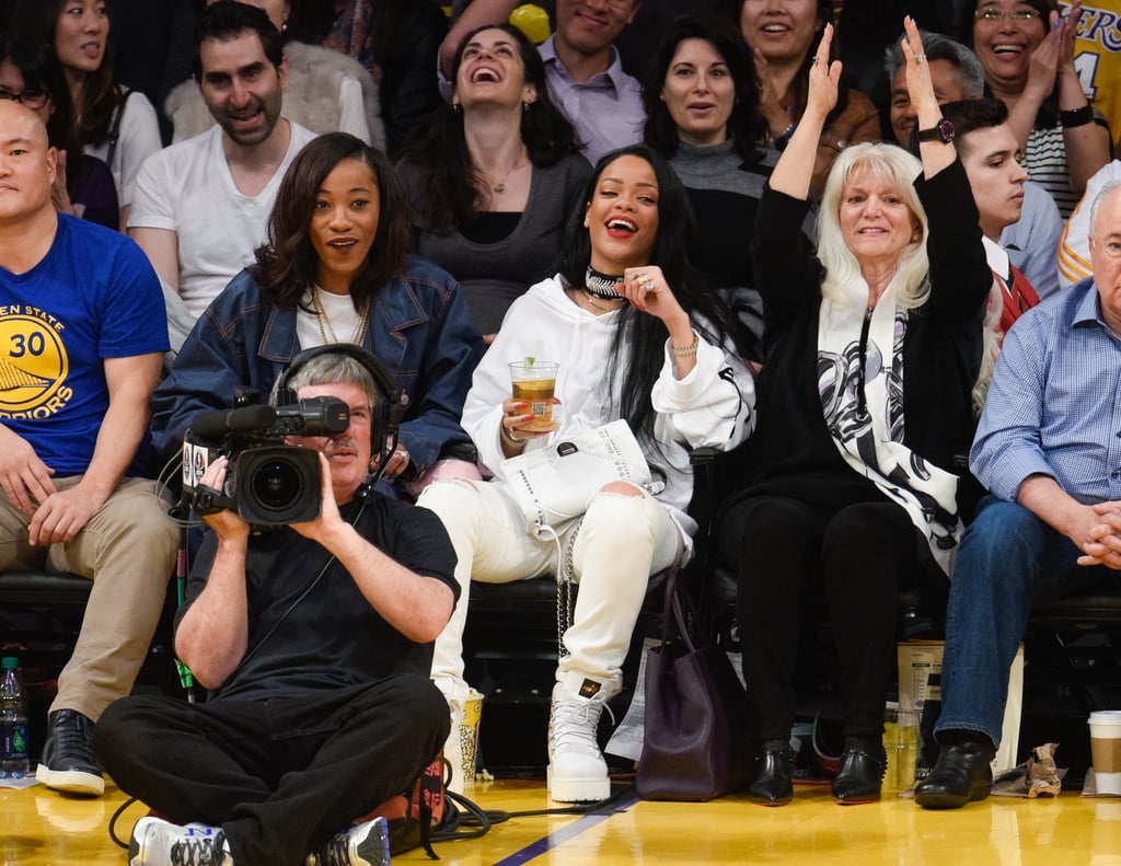 Rihanna at Lakers Game March 2016