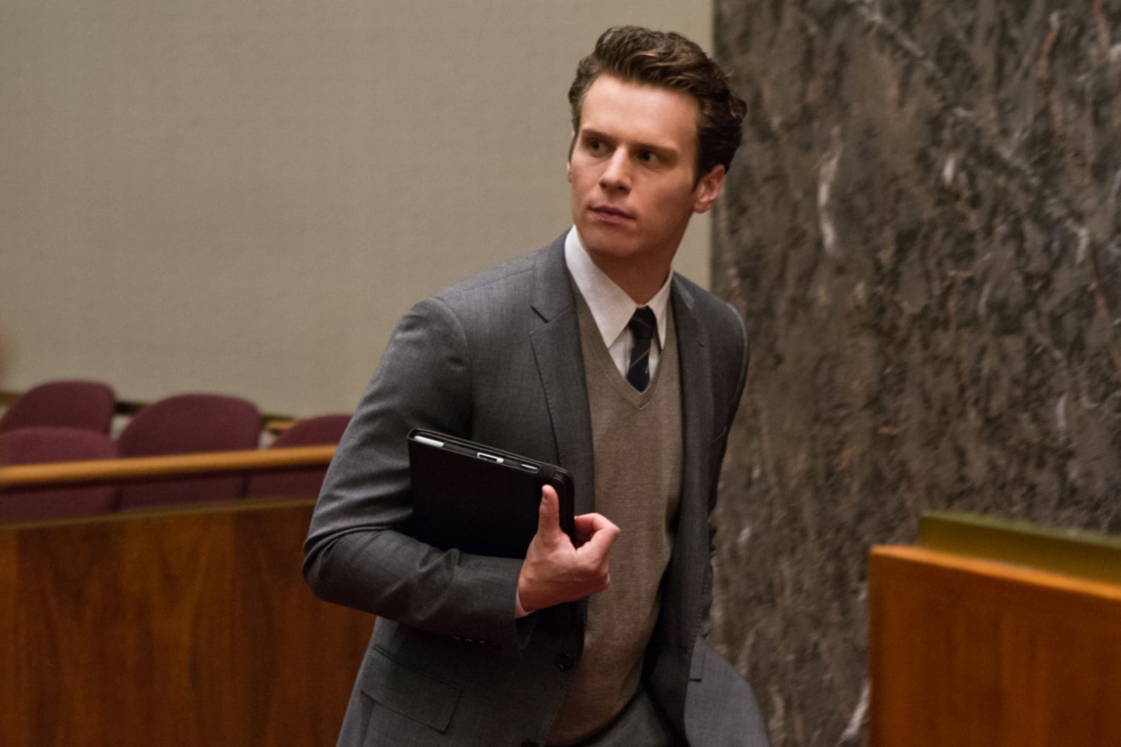 What Movies and Shows Has Jonathan Groff Been In? | POPSUGAR Entertainment