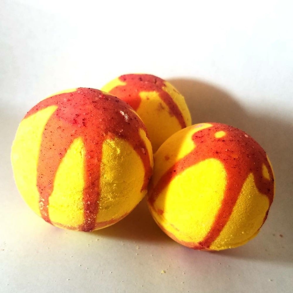 Loquita Bath and Body Mexican Bath Bombs | POPSUGAR Latina