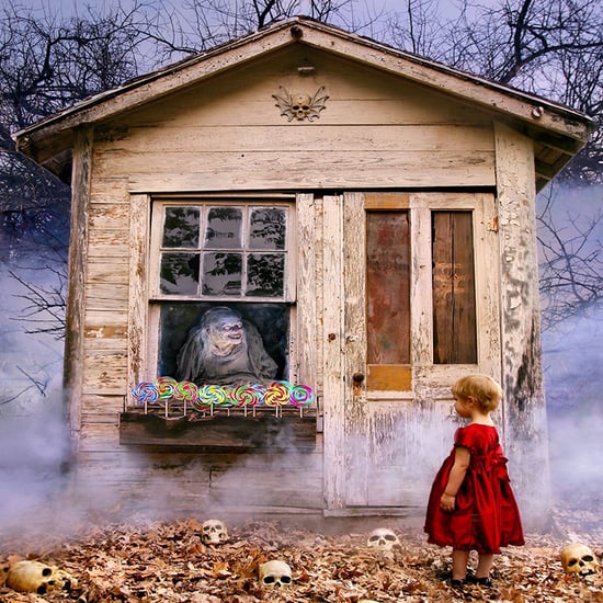 Little Girls Appear in Dad's Creepy Horror Photography